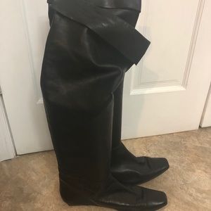Black leather knee boots